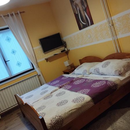 Guest House Kmecki Hram Fortuna Idrija Zewnętrze zdjęcie